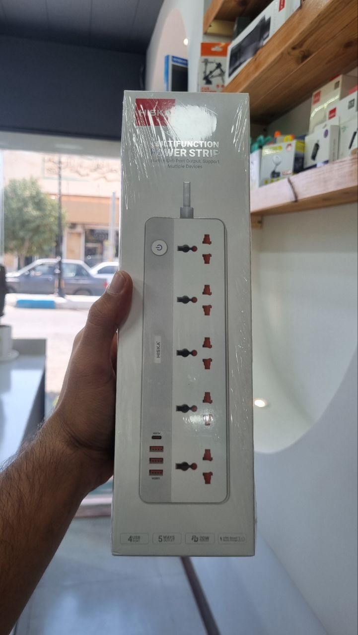چندراهی برق و شارژر هیسکا HISKA⁠ / مدل CH-5517EU